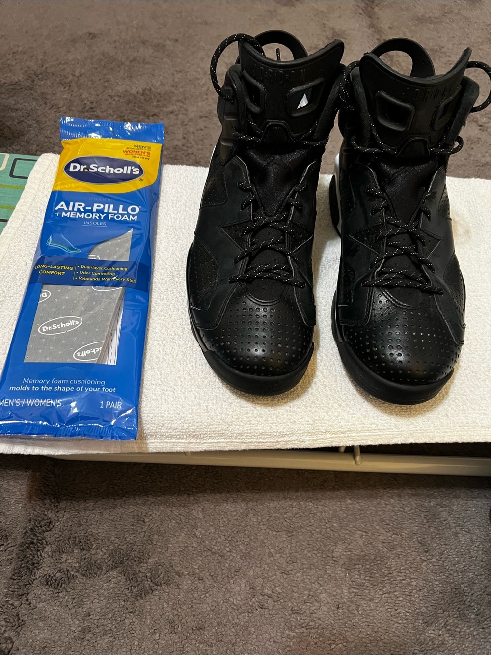 Jordan 6 Retro Black Cat. Size 11.5